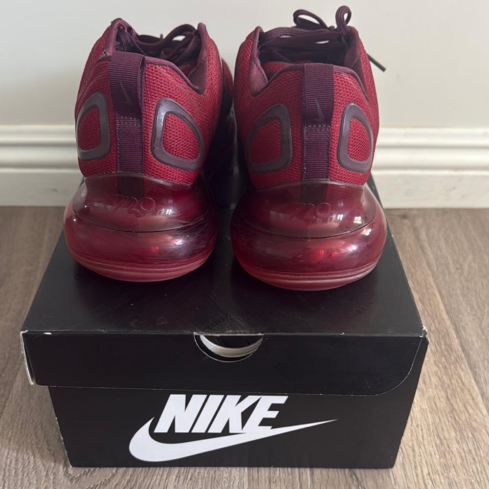 Nike Men's Air Max 720 - Picture 2 of 9